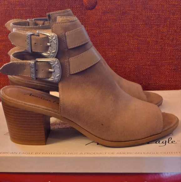 Women's Peep Toe Bootie with Western Buckles   ***Great for Fall*** - Picture 1 of 11